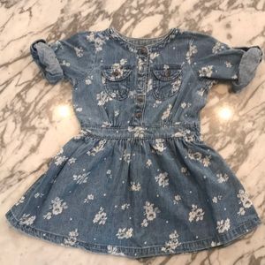 6/$15 blue Jean twirl dress white rose details